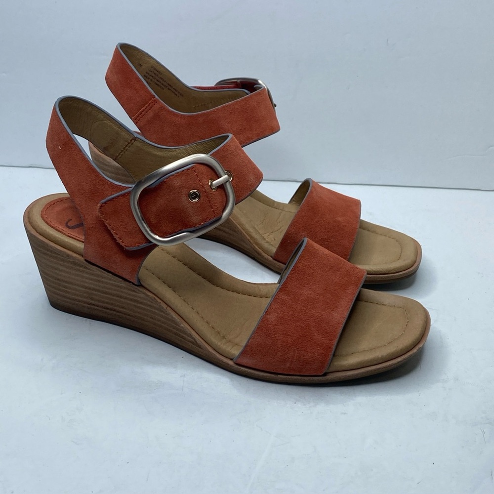SOFFT Women's SZ 8M Coral 2.5 inch Wedge Sandals